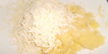 Шаг 1: гренков с картофелем и брынзой