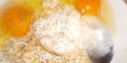 Шаг 2: гренков с картофелем и брынзой