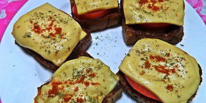 Шаг 13: гренков с овощами под сыром