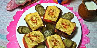 Шаг 15: гренков с овощами под сыром