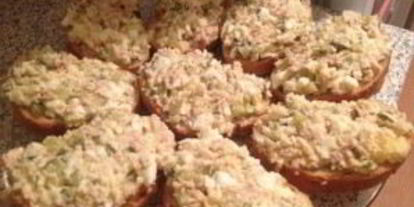 Шаг 4: гренков с печенью трески