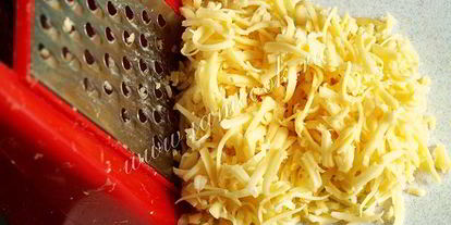 Шаг 4: гренков с сыром и чесноком