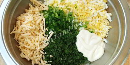 Шаг 6: гренков с сыром и чесноком