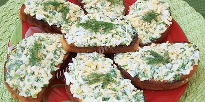 Шаг 8: гренков с сыром и чесноком