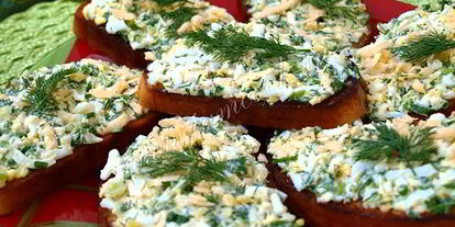 Шаг 9: гренков с сыром и чесноком