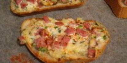 Шаг 4: гренков с ветчиной и сыром