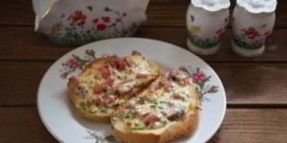 Шаг 5: гренков с ветчиной и сыром