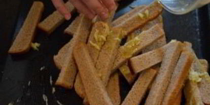 Шаг 3: гренков в духовке к пиву