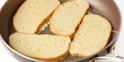 Шаг 4: сладких гренков из батона