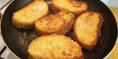 Шаг 11: сладких гренков с яйцом и молоком