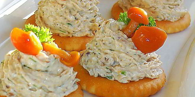 Рецепт грибной закуски на крекерах
