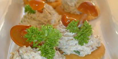 Шаг 8: грибной закуски на крекерах