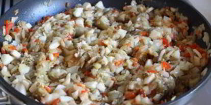 Шаг 4: баклажанной икры с яблоками