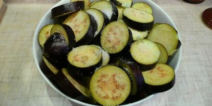 Шаг 2: икры из кабачков и баклажанов на зиму