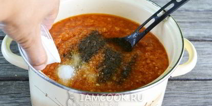 Шаг 11: кабачковой икры на зиму через мясорубку