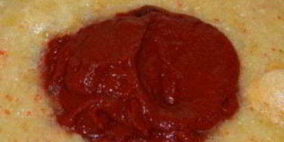 Шаг 1: кабачковой икры с краснодарским соусом