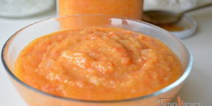 Шаг 14: кабачковой икры с помидорами