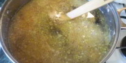 Шаг 3: кабачковой икры в банки