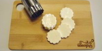 Шаг 2: канапе обезьянки на шпажках