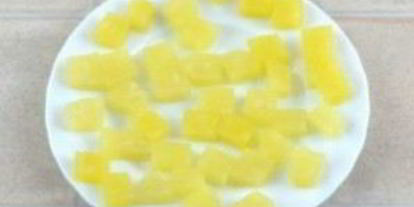 Шаг 1: канапе с ананасом