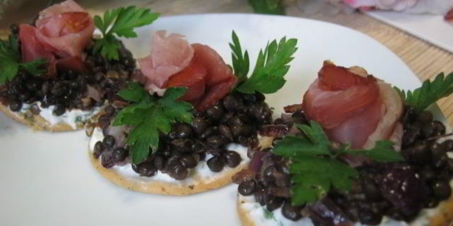 Рецепт канапе с черной чечевицей фуршетные