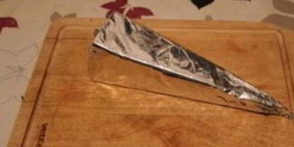 Шаг 1: канапе с колбасоя и сырома