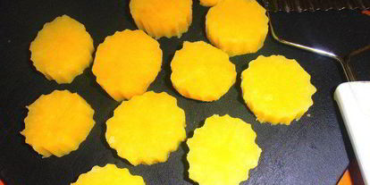 Шаг 3: канапе с лососем