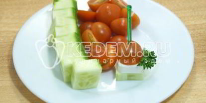 Шаг 3: овощного канапе с сыром фета