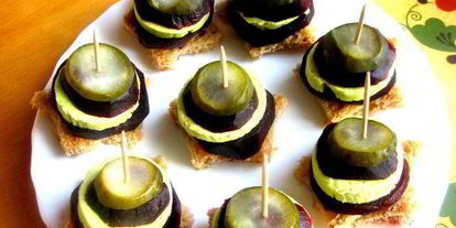 Шаг 13: пикантных канапе из свеклы