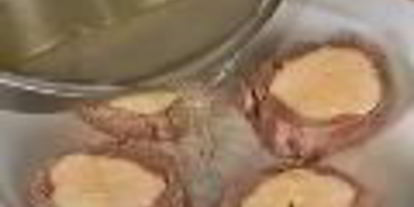 Шаг 5: холодца с куриными медальонами