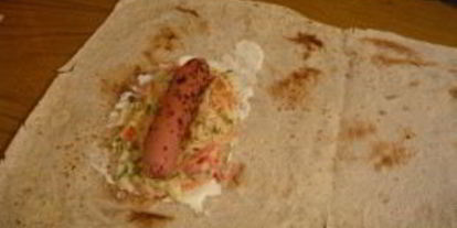 Шаг 4: хот-дога в лаваше