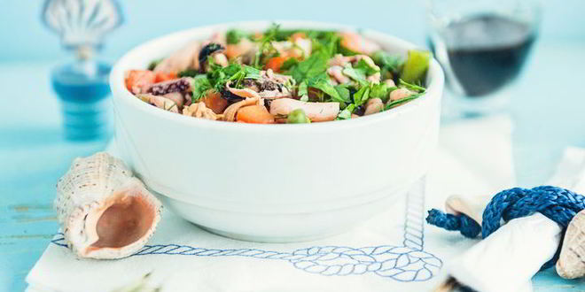 Рецепт морского коктейля с овощами