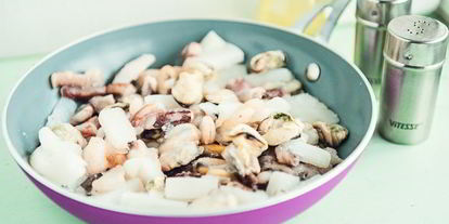 Шаг 1: морского коктейля с овощами