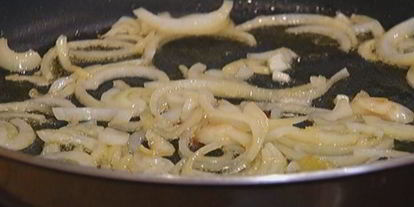 Шаг 2: испанского омлета со шпинатом