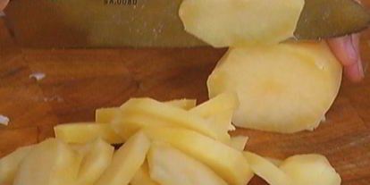 Шаг 3: испанского омлета со шпинатом