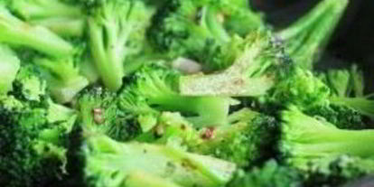 Шаг 1: омлета с брокколи