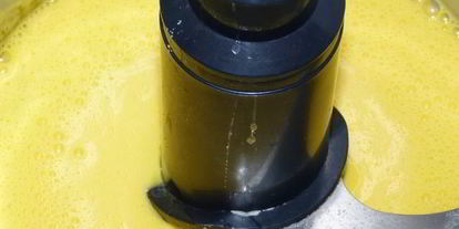 Шаг 1: омлета с цветками цукини