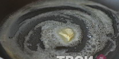 Шаг 2: омлета с зеленым горошком и сыром