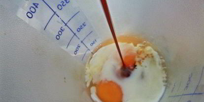 Шаг 2: омлета с зеленью за 2 минуты