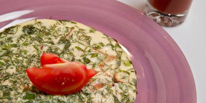 Шаг 3: омлета с зеленью