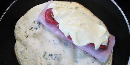 Шаг 5: омлета-суфле кордон блю