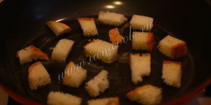 Шаг 6: пышного омлета с гренками