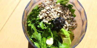 Шаг 2: паштета из авокадо