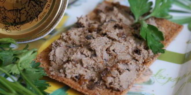 Рецепт Паштета из куриной печени с черносливом