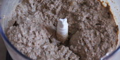 Шаг 9: паштета иза куриной печеней с черносливома