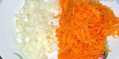 Шаг 2: паштета из куриной печени с лисичками