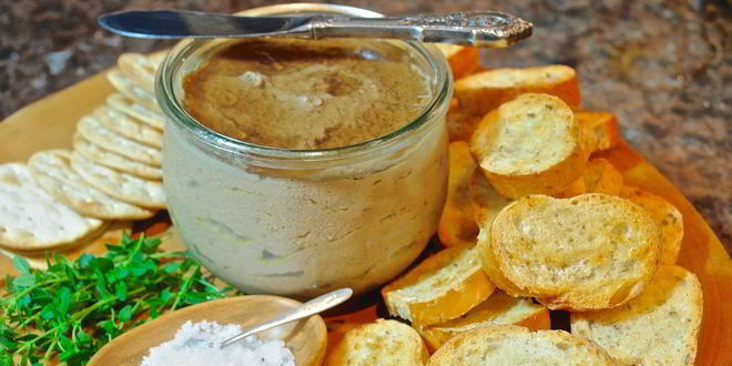 Рецепт паштета из куриной печени с луком