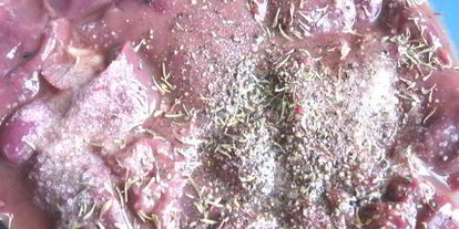 Шаг 1: паштета из куриной печени в ежевичном желе