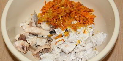 Шаг 1: паштета из лосося и куриного филе