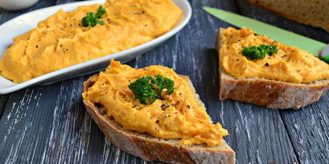 Рецепт Паштета из слабосоленой семги, яиц и моркови